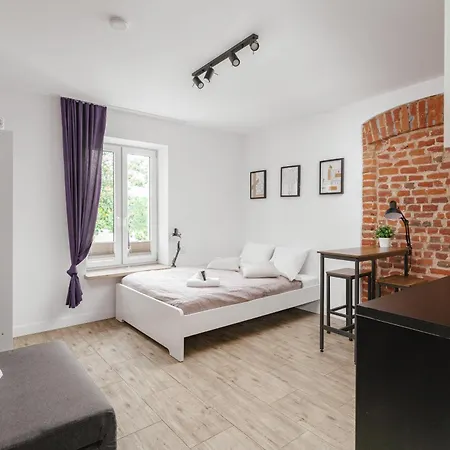 Апартаменти Citystay Klimatyczne Dla 3 Osob Лодзь
