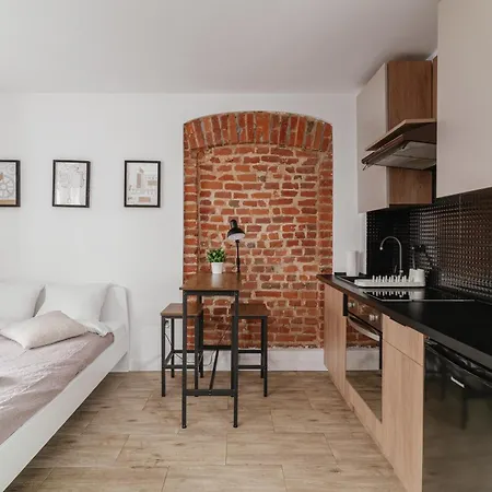 Апартаменти Citystay Klimatyczne Dla 3 Osob *